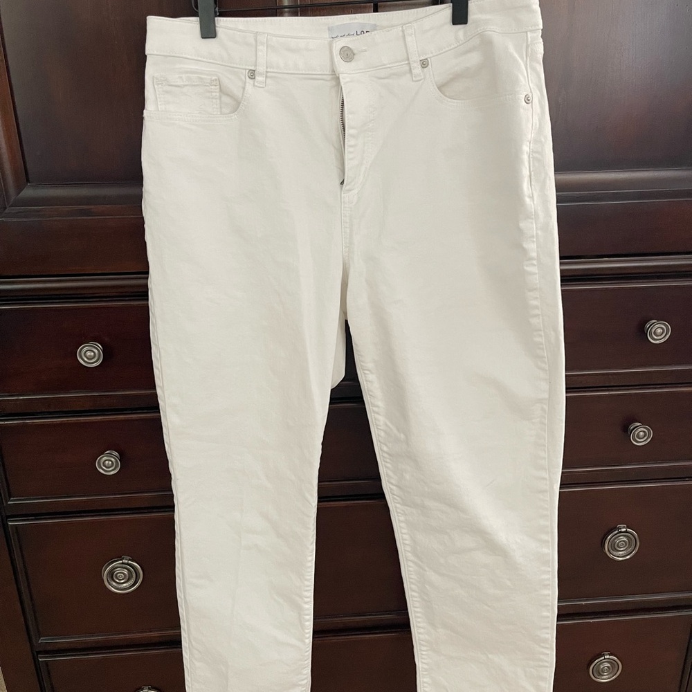 White girlfriend jeans